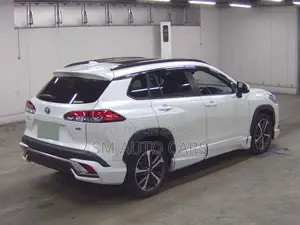 Toyota Corolla Cross Z Pearl Full Option 2023