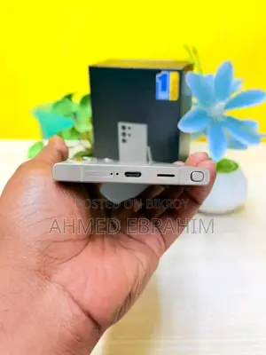 Samsung Galaxy S24 Ultra . (Used)