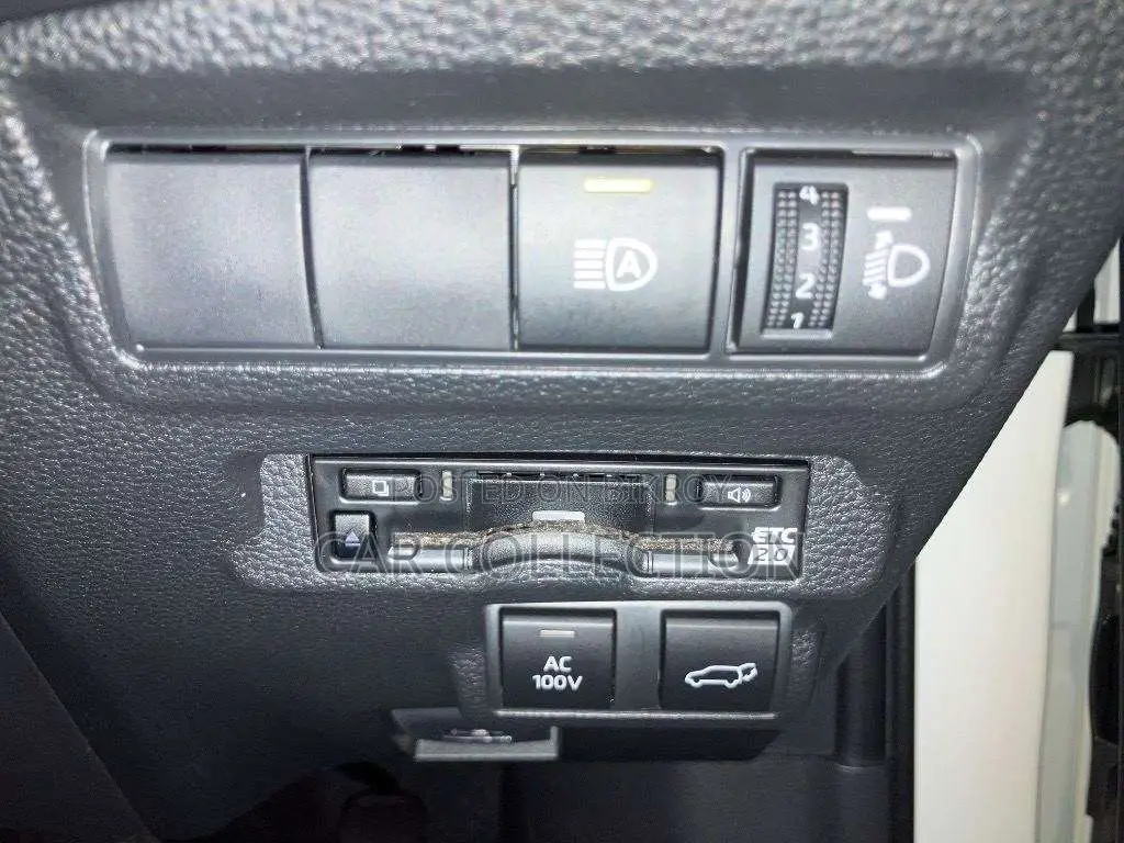 Toyota Corolla Cross Z LEATHER, ZVG 13 2023