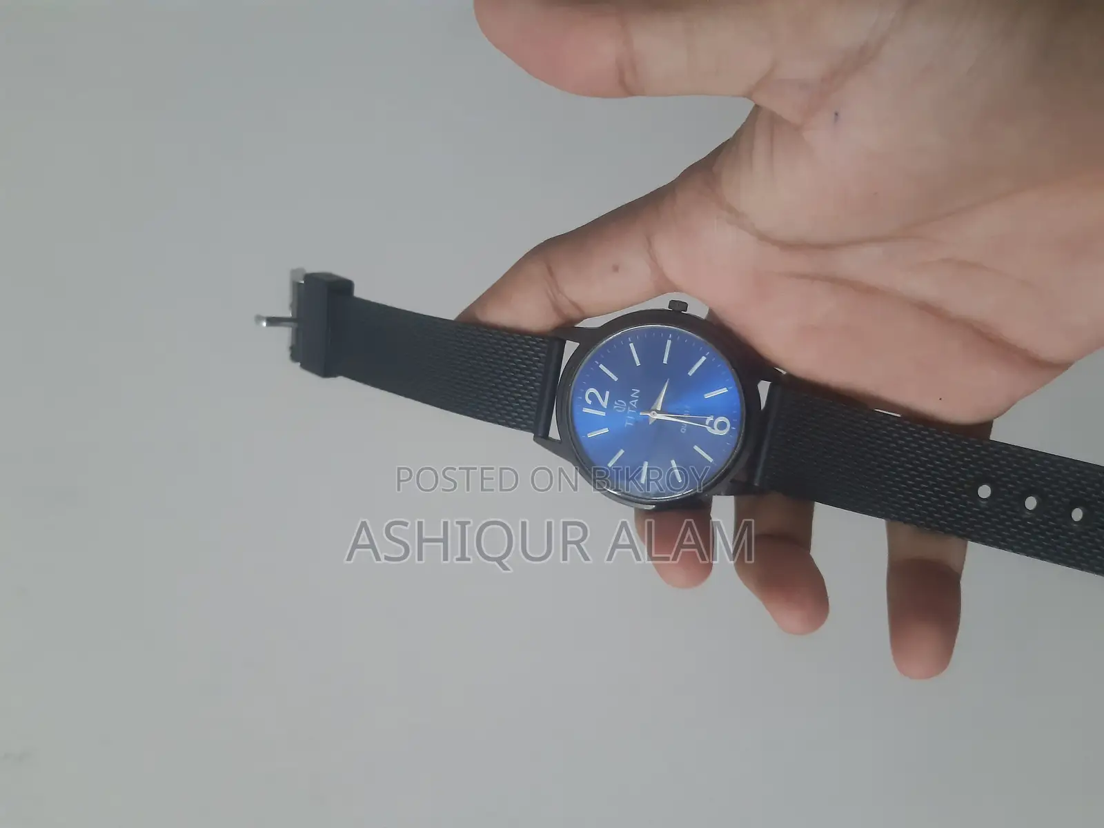 Short Moneybag + Long Watch