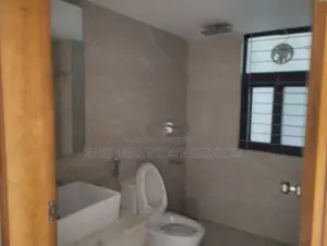 বনানীতে আধুনিক ৪ বেডরুমের সেমি-ফার্নিশড ফ্ল্যাট ভাড়া হবে