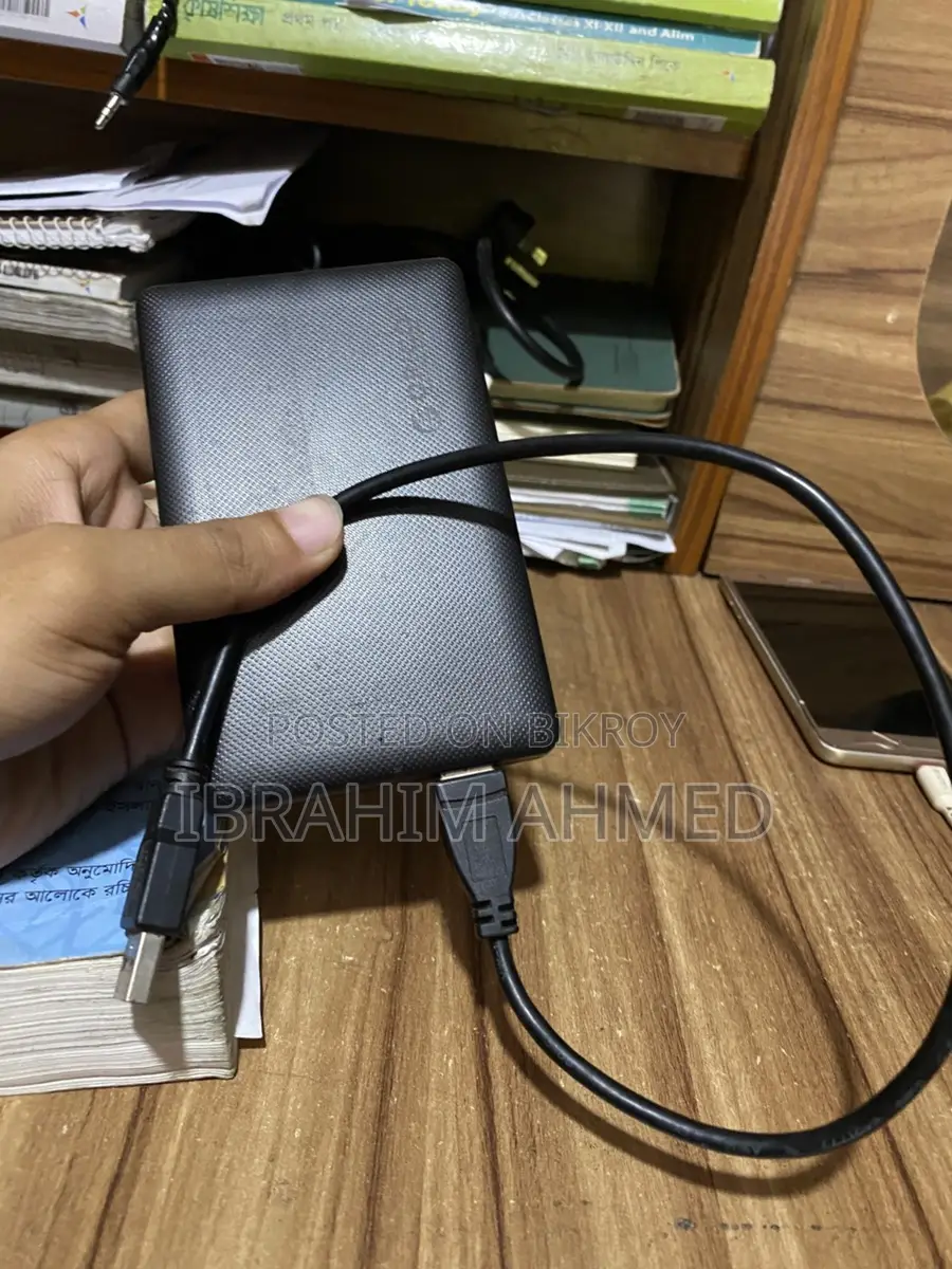 Hard Drive 1000 GB
