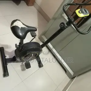 Cycling machine for home use.