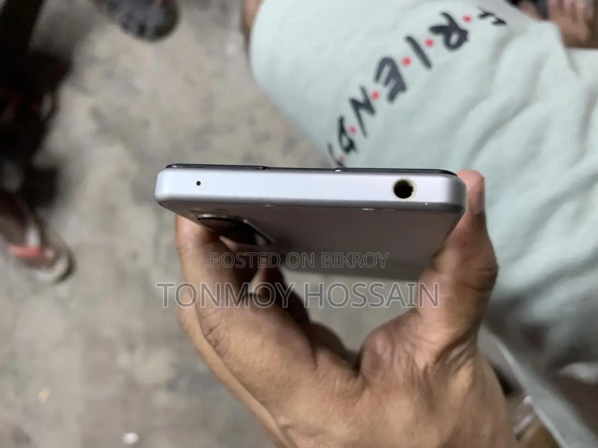 Sony Xperia 5 Mark 3 . (Used)