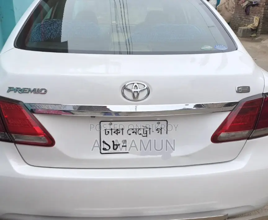 Toyota Premio . 2018