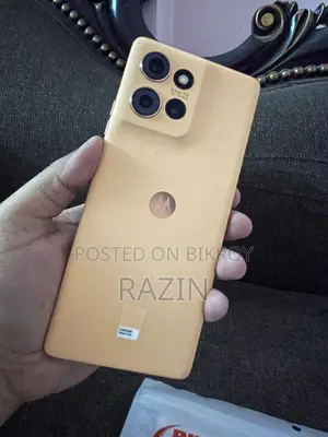মটোরোলা এজ ৫০ ২৫৬ জিবি