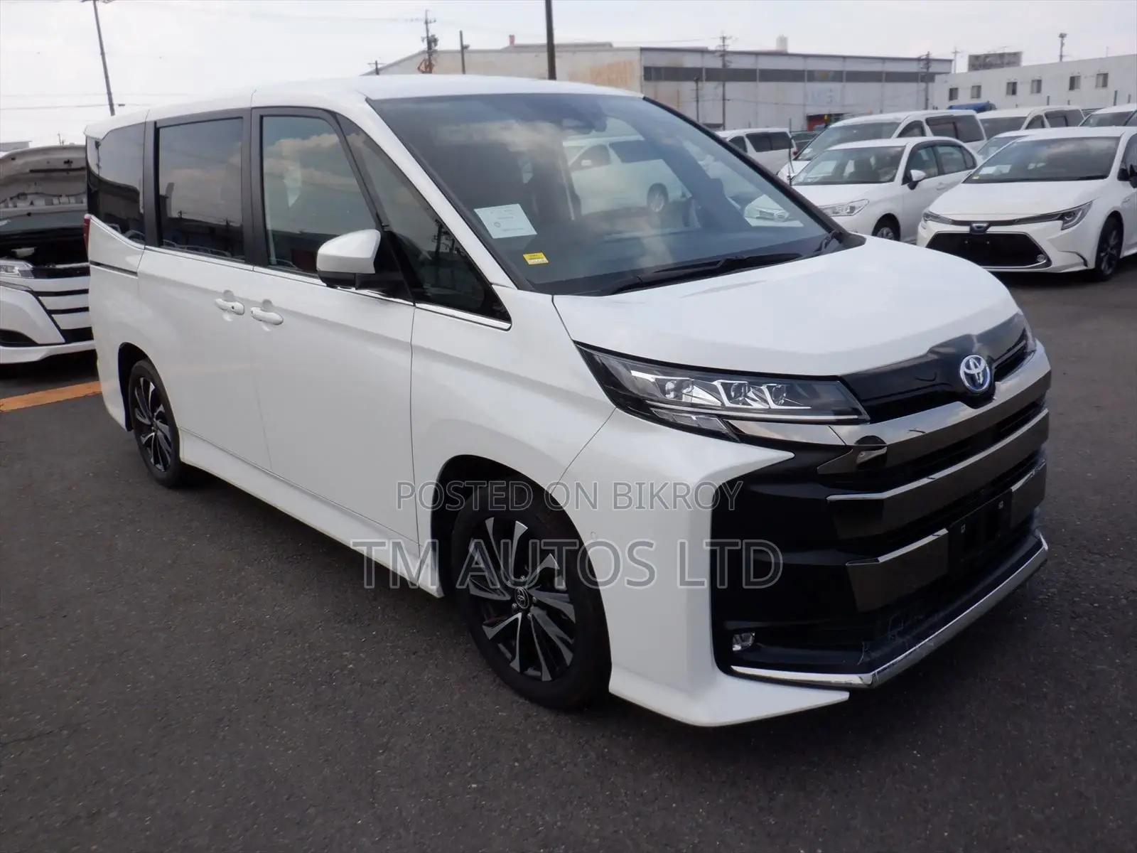 Toyota Noah S-Z PKG 4.0 PEARL 2022