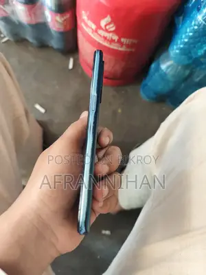Realme 8 (Used)