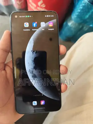 Realme 8 (Used)