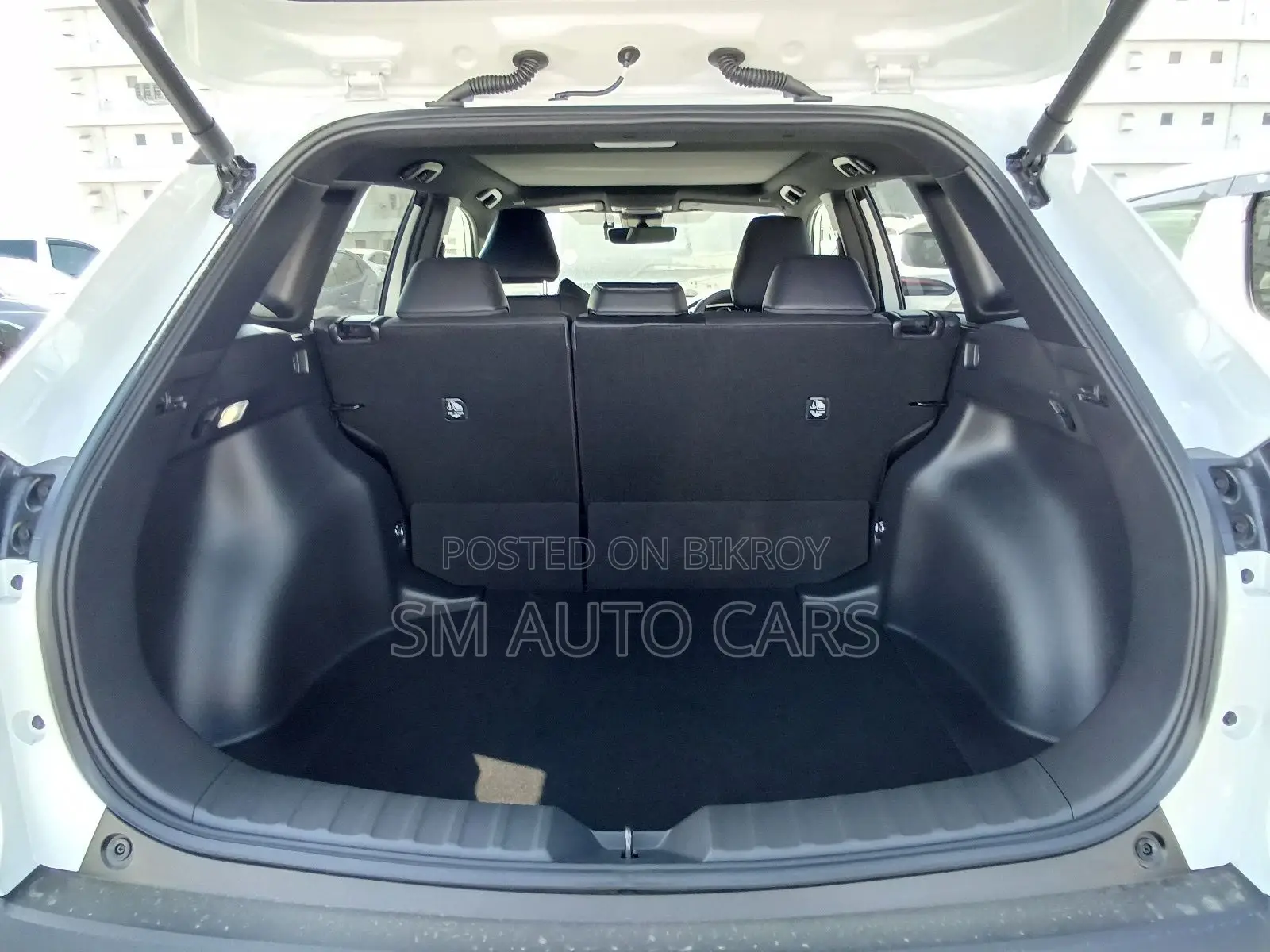 Toyota Corolla Cross Z Pearl Full Option 2023