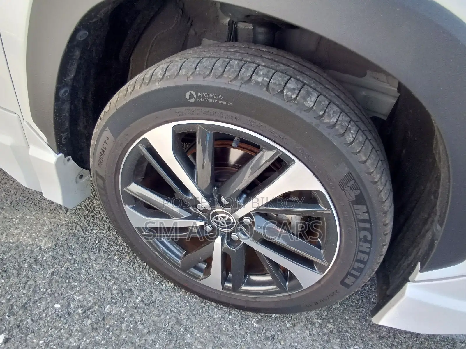 Toyota Corolla Cross Z Pearl Full Option 2023