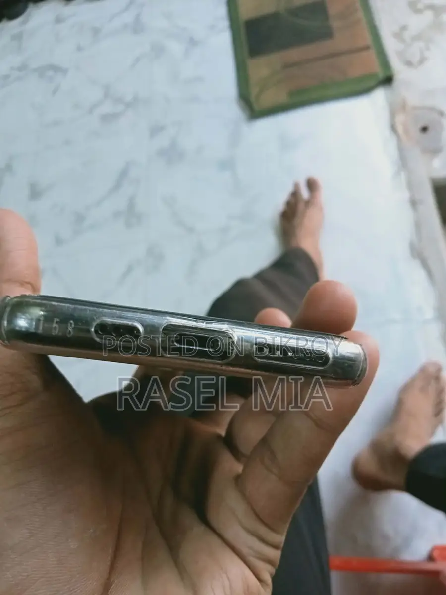Apple iPhone 11 Pro valo (ব্যবহৃত)