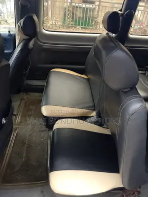 Toyota Noah 1998
