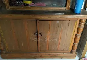 সু র‍্যাক সহ মেহগনি কাঠের ড্রেসিং টেবিল