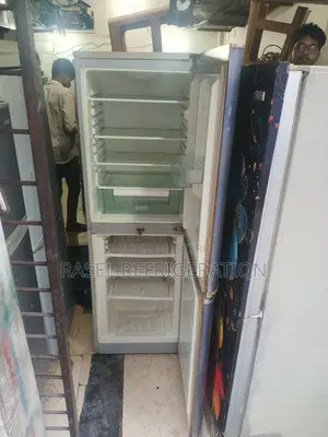 14 CFT রানিং LG ফিরিজ বিক্রি করা হবে। 1 মাস কমপেসার ওয়ারেন্টি।