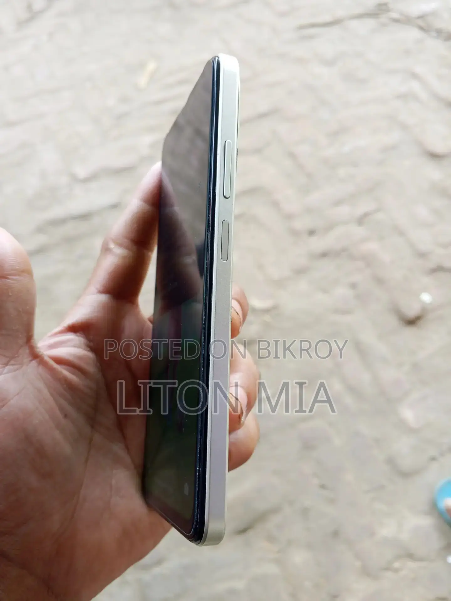 OPPO A38 . (Used)