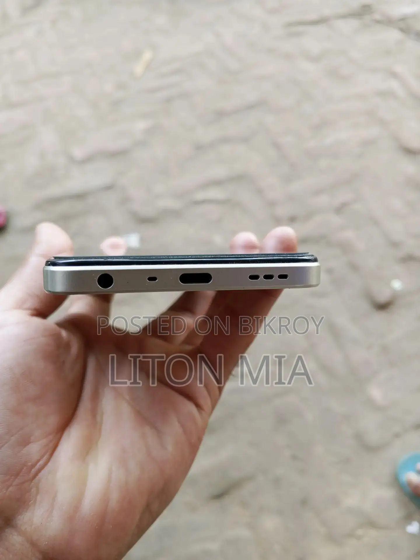 OPPO A38 . (Used)