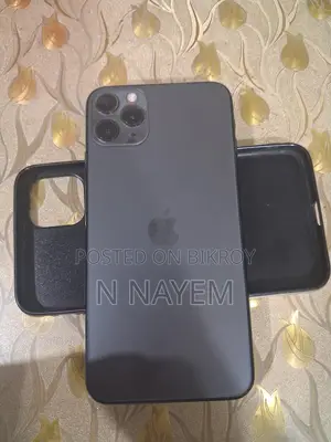Apple iPhone 11 Pro Max (Used)