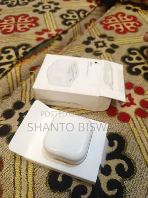 অ্যাপল ২০ ওয়াট পাওয়ার অ্যাডাপ্টার