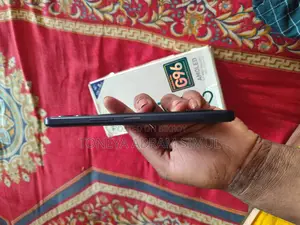 Infinix Note 12 8/128 (Used)