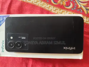 Infinix Note 12 8/128 (Used)