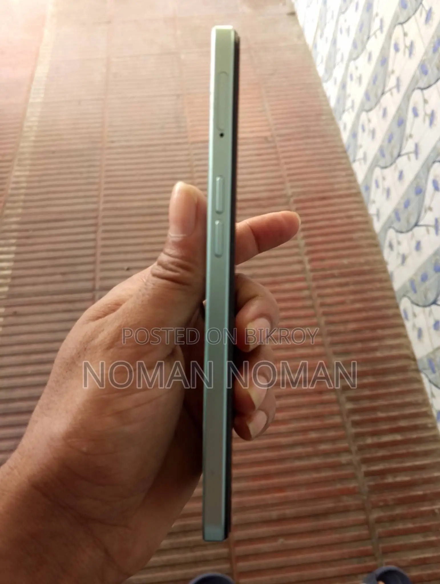 OnePlus Nord N20 SE (Used)