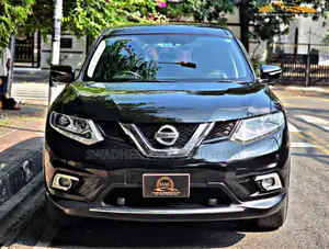 Nissan X-Trail 2.0 Petrol AWD 2014 Black
