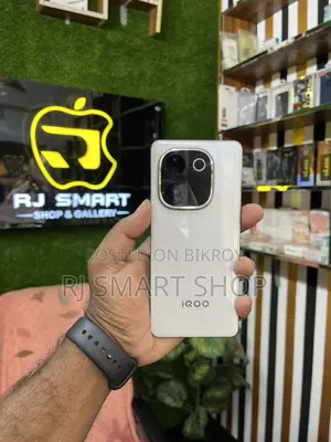 iQOO Z9s pro 8/256 GB 5G (Used)