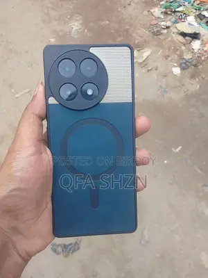 Tecno Camon 30s 8/256 (Used)