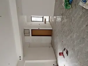 উত্তরায় ভাড়ার জন্য কমার্শিয়াল স্পেস