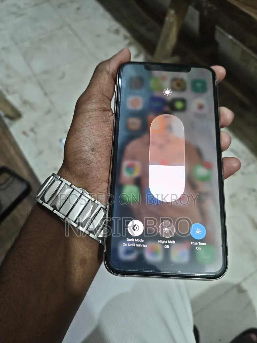 Apple iPhone 11 Pro Max NO ISSUES ✅ (Used)