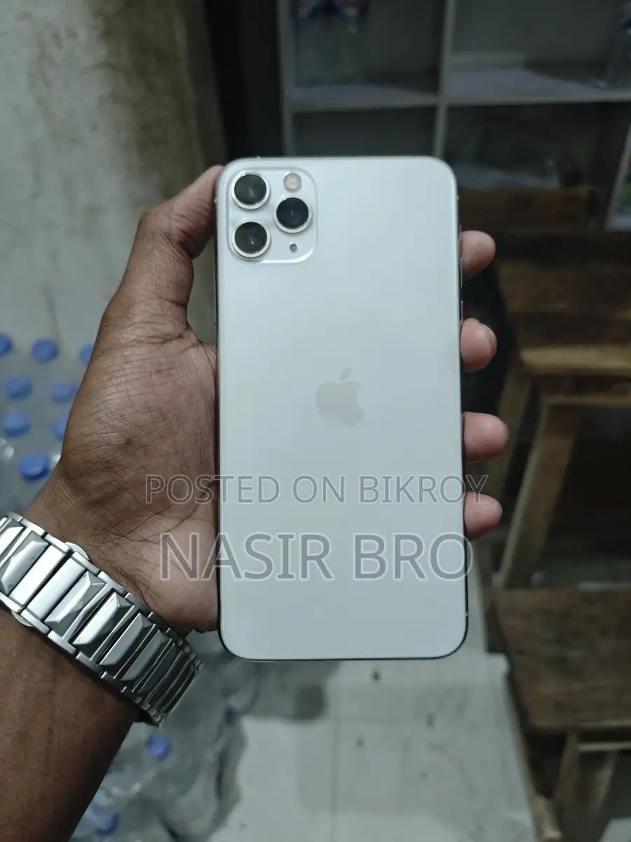 Apple iPhone 11 Pro Max NO ISSUES ✅ (Used)