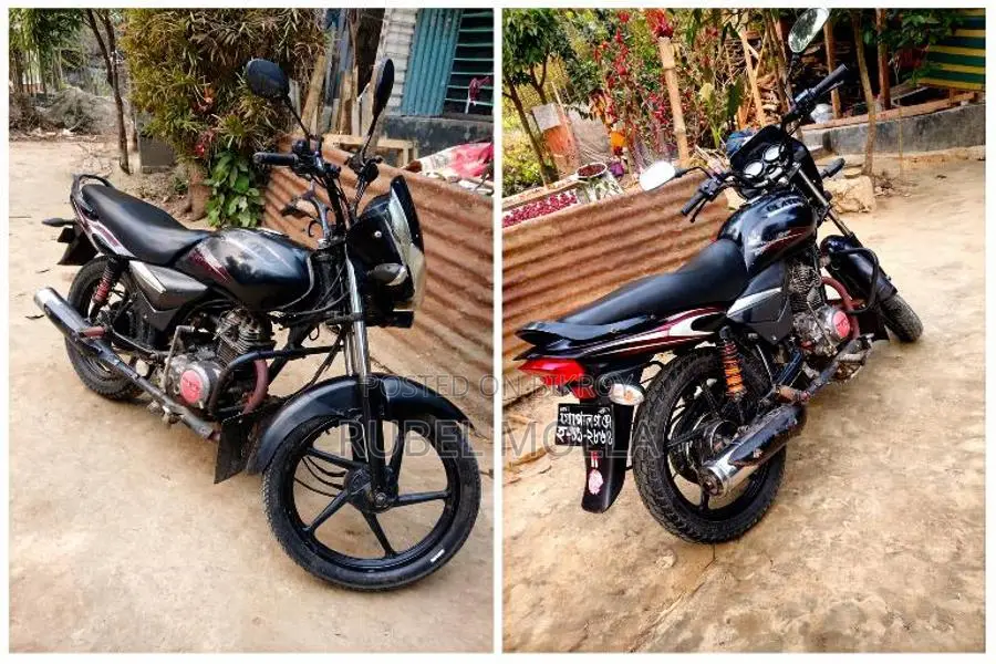 Bajaj Platina 100 . 2015