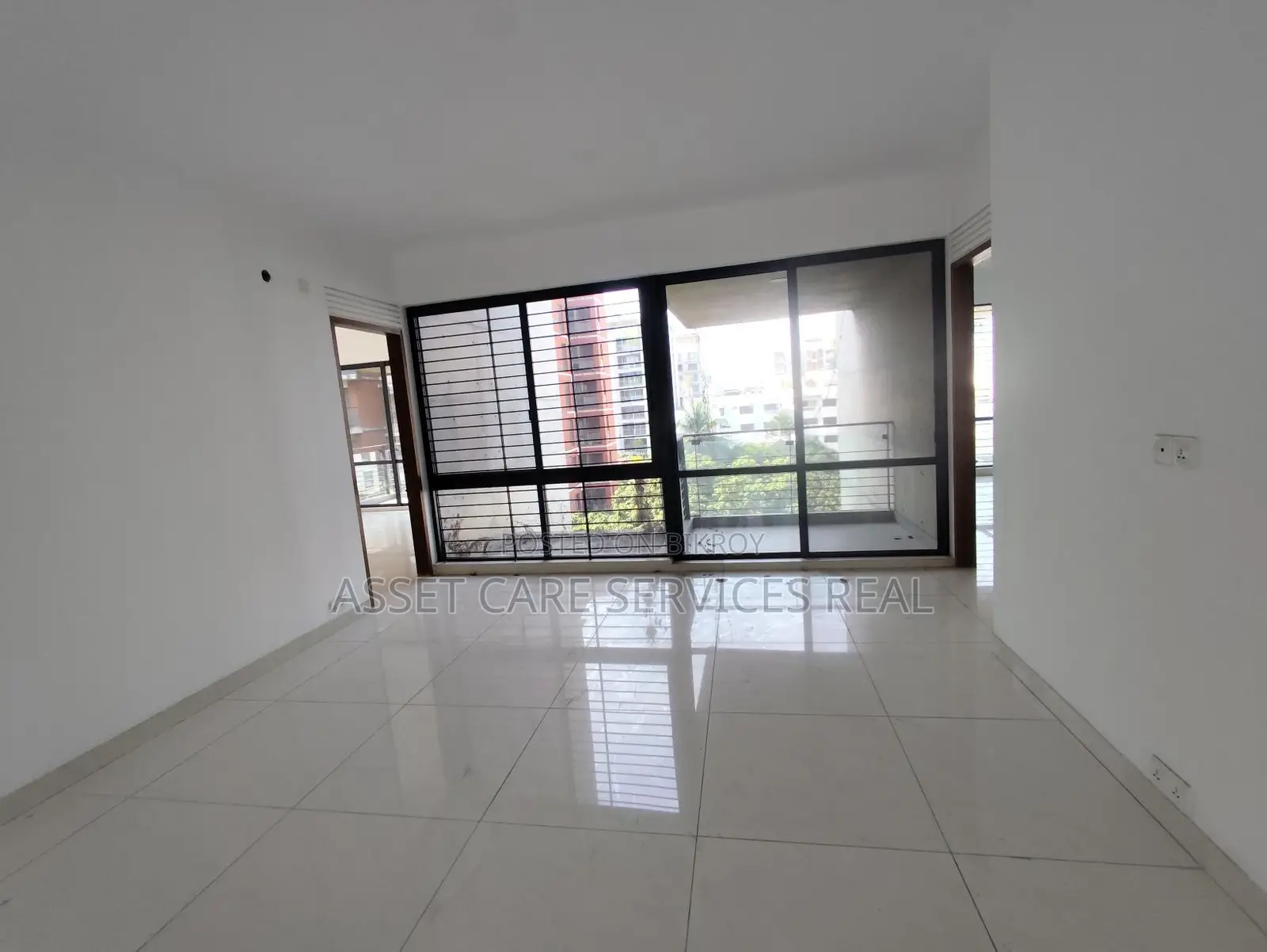 New 4Bed Gym-Pool Facilities Apartment Rent Baridhara Diplomatic Zone
