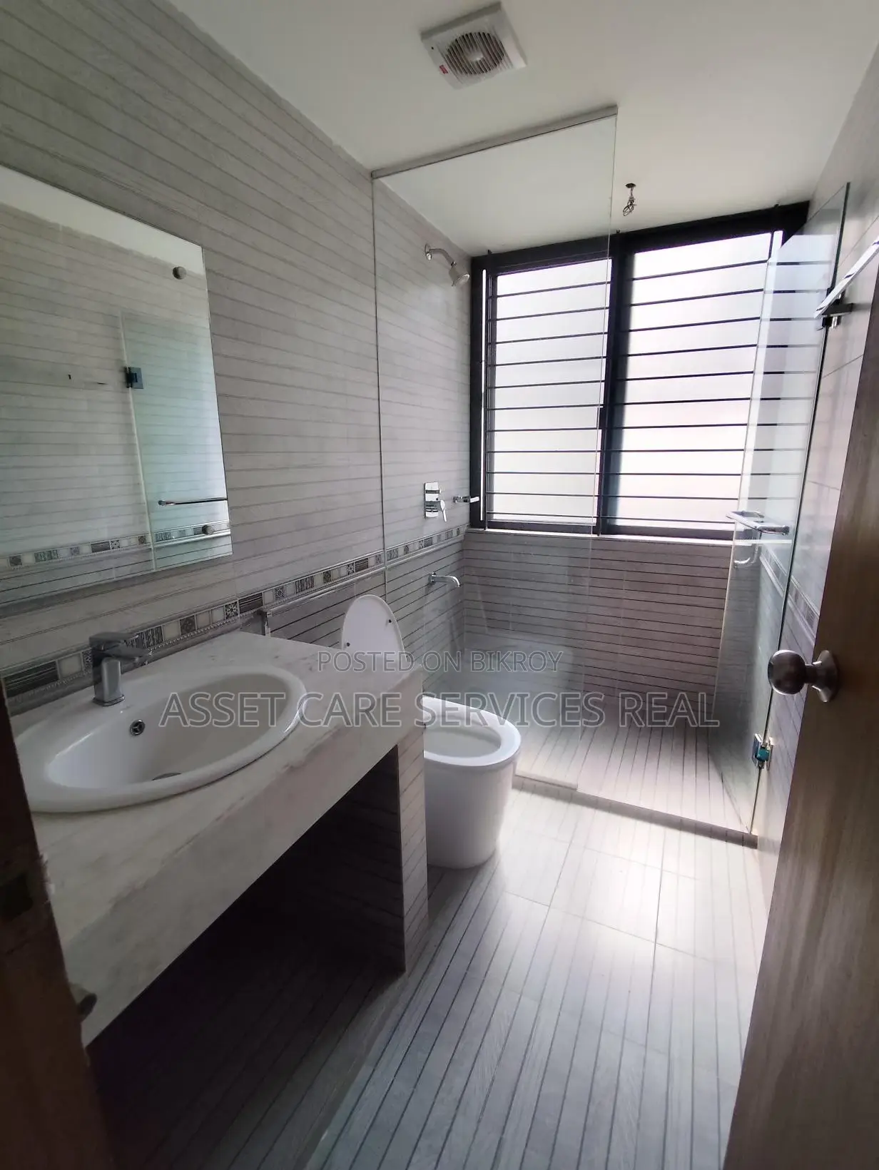 New 4Bed Gym-Pool Facilities Apartment Rent Baridhara Diplomatic Zone