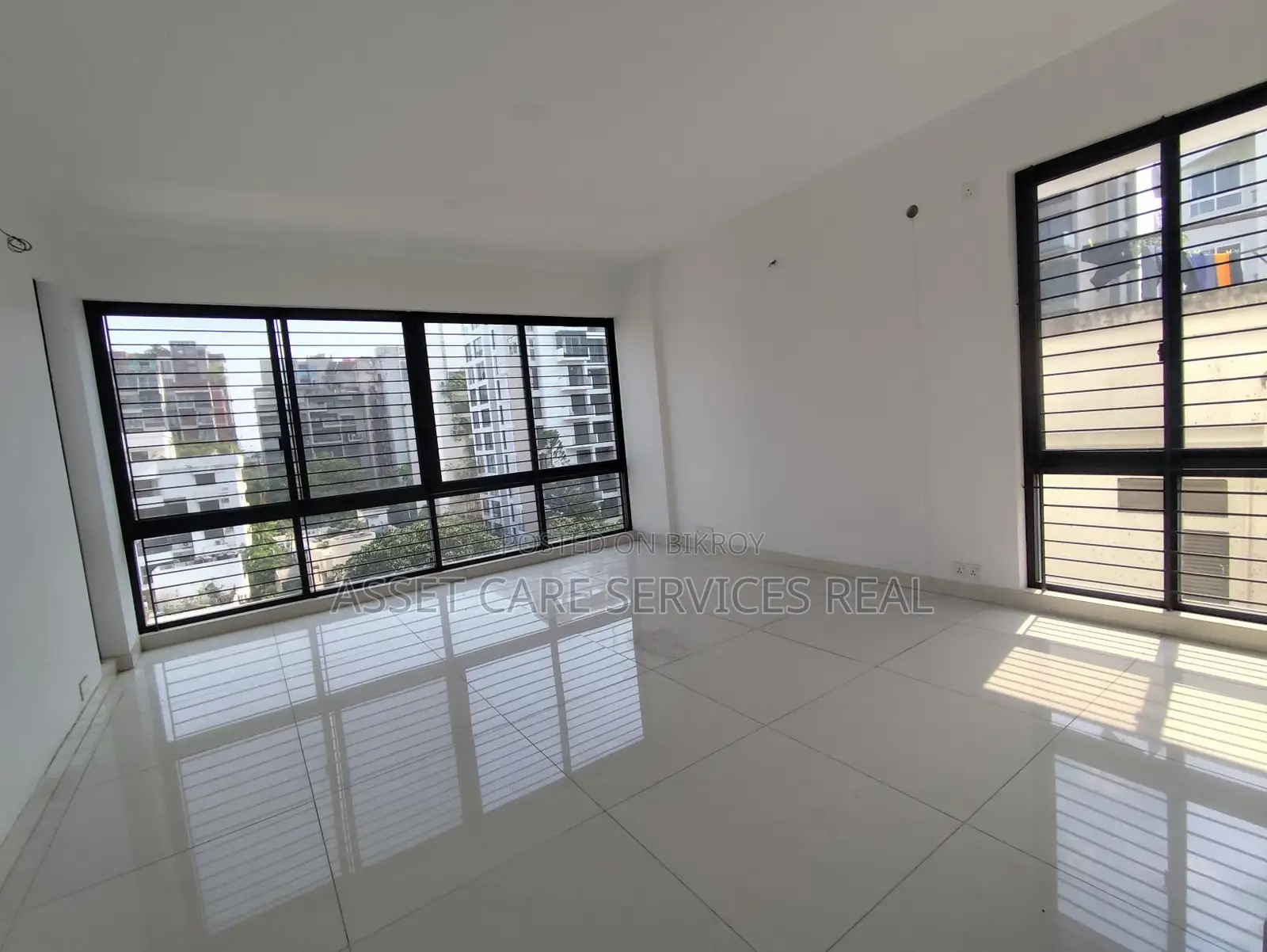 New 4Bed Gym-Pool Facilities Apartment Rent Baridhara Diplomatic Zone