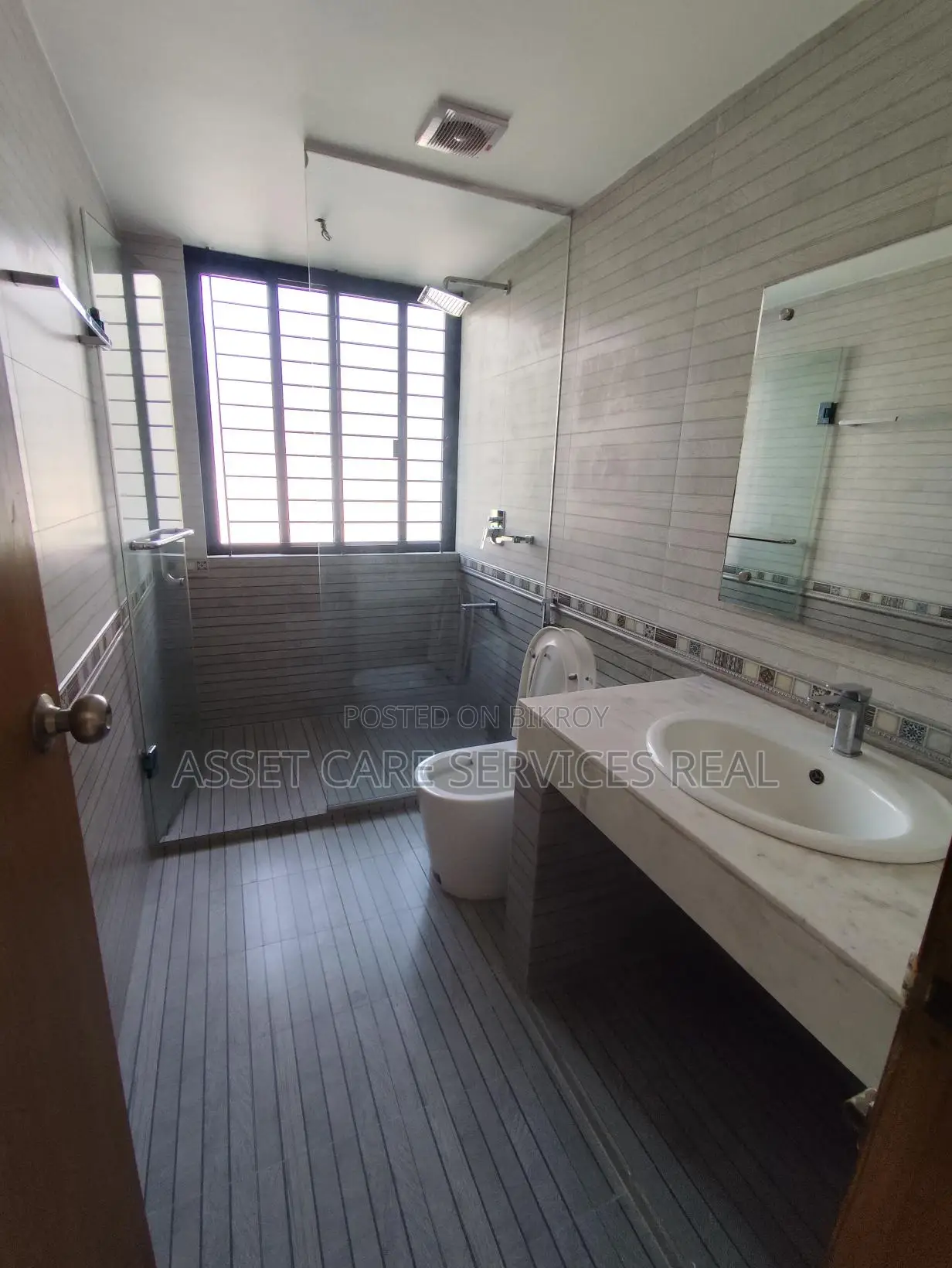 New 4Bed Gym-Pool Facilities Apartment Rent Baridhara Diplomatic Zone