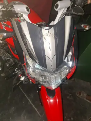 Bajaj Pulsar 135 . 2014