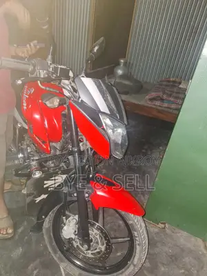 Bajaj Pulsar 135 . 2014