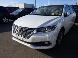 Toyota Premio 2021