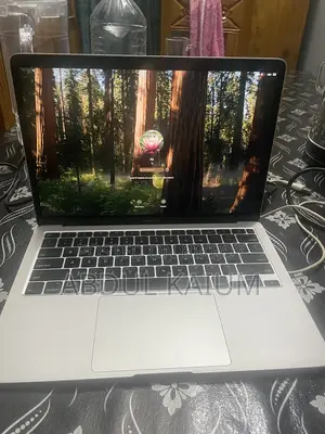 Macbook Air 2020
