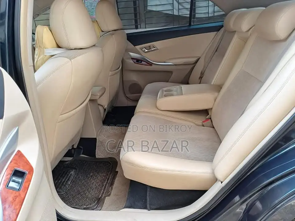 Toyota Premio 1.5 FWD 2016 Blue