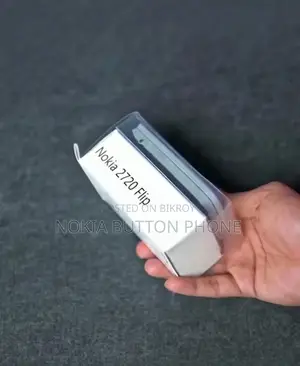 Nokia 2720 Flip Button Phone (Brand New)