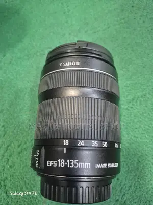 Canon 18-135mm STM Lens 1:3.5-5.6