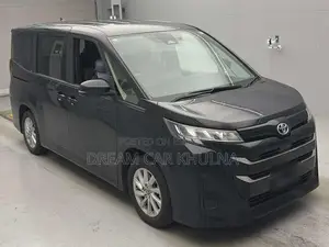 Toyota Noah G hybrid নিউ শেপ ২০২২