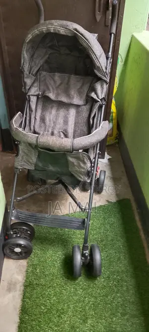 প্রিমিয়াম চাইনিজ বেবি স্ট্রোলার