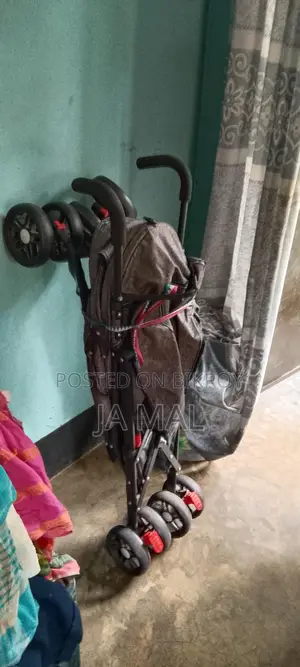 প্রিমিয়াম চাইনিজ বেবি স্ট্রোলার