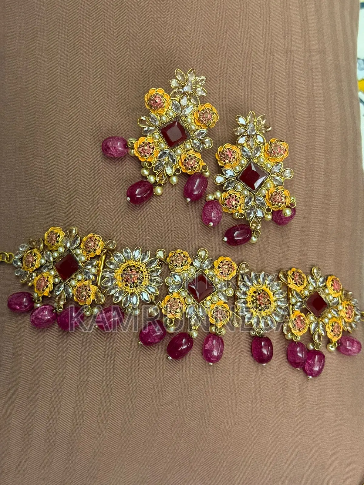 Choker Set