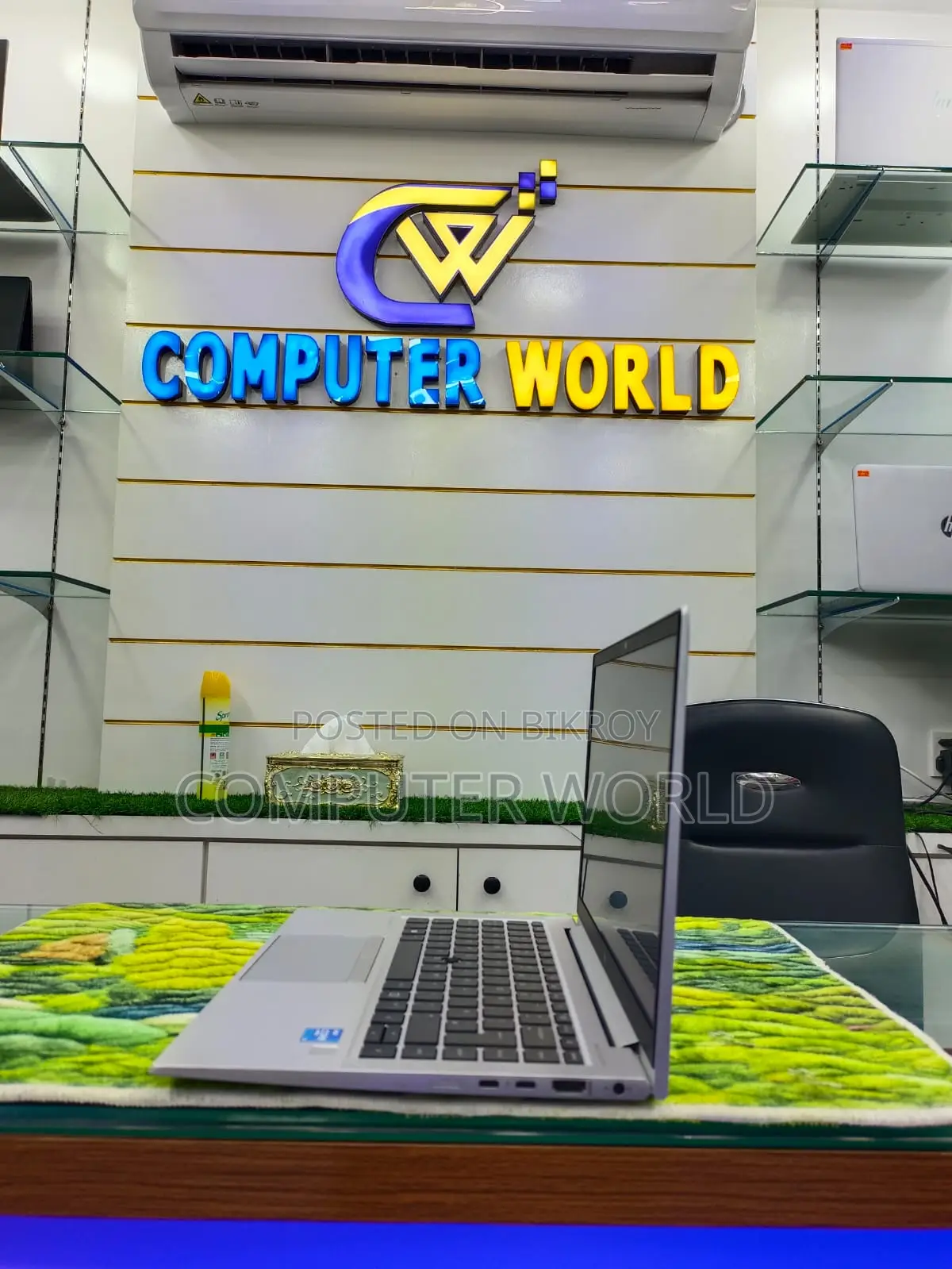 Hp Elitebook 840 G8 ( Touch Display )