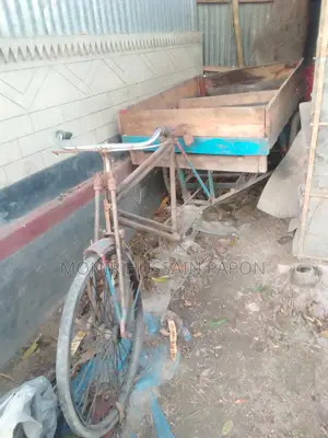 ভ্যানগাড়ি
